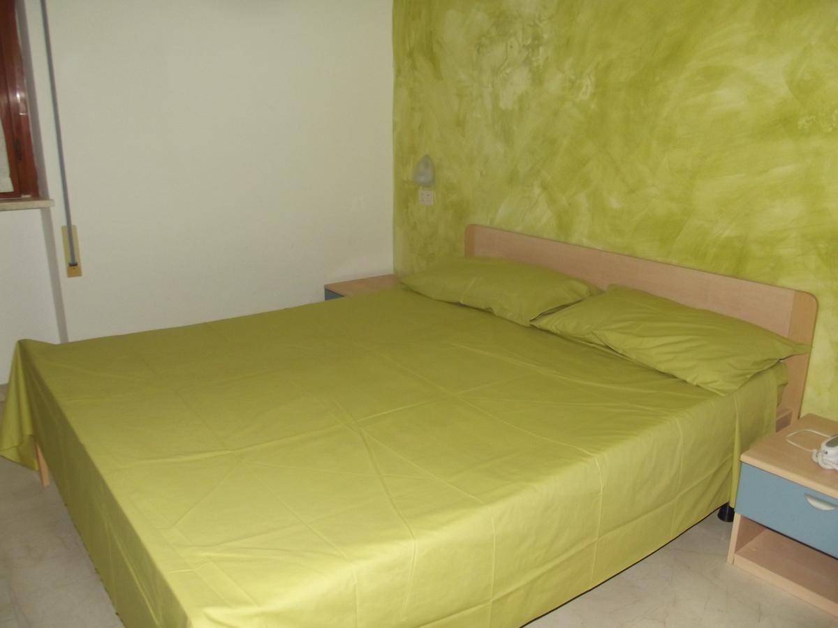 Hotel Sabbia D'Oro Pineto Extérieur photo