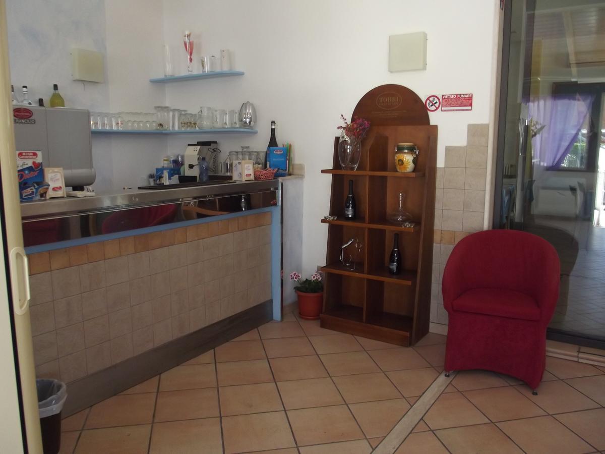 Hotel Sabbia D'Oro Pineto Extérieur photo