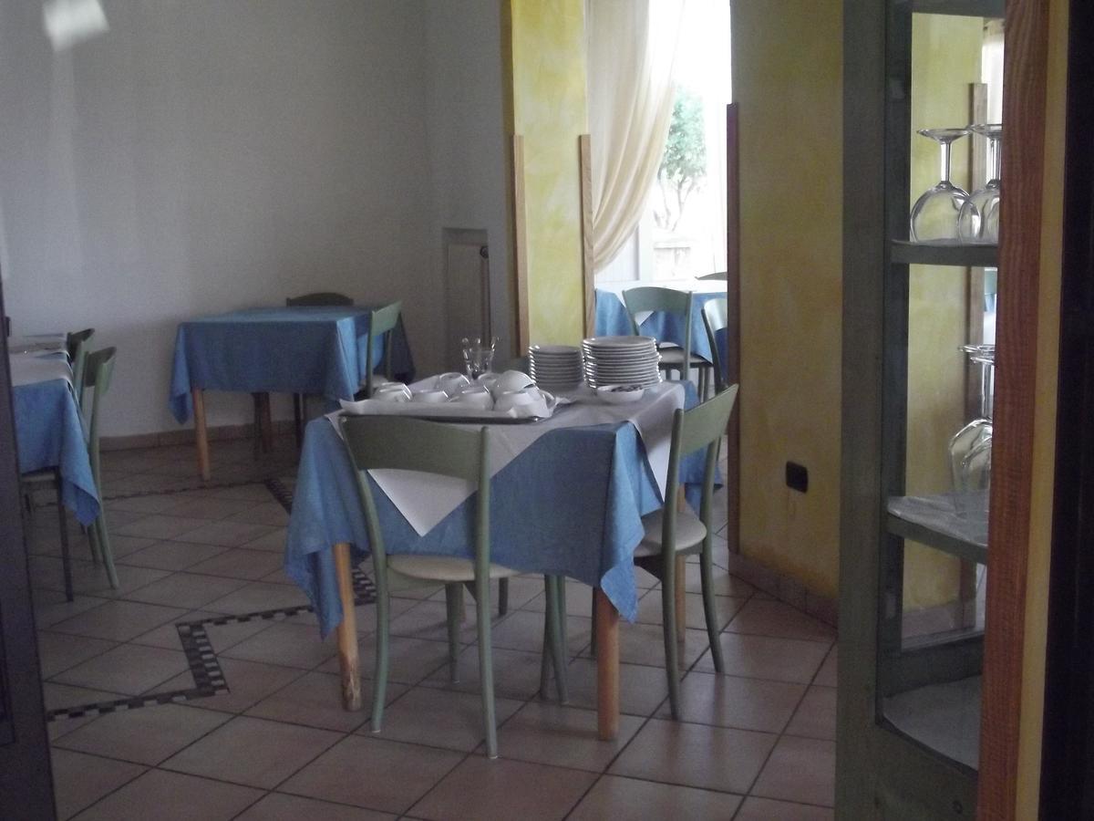Hotel Sabbia D'Oro Pineto Extérieur photo